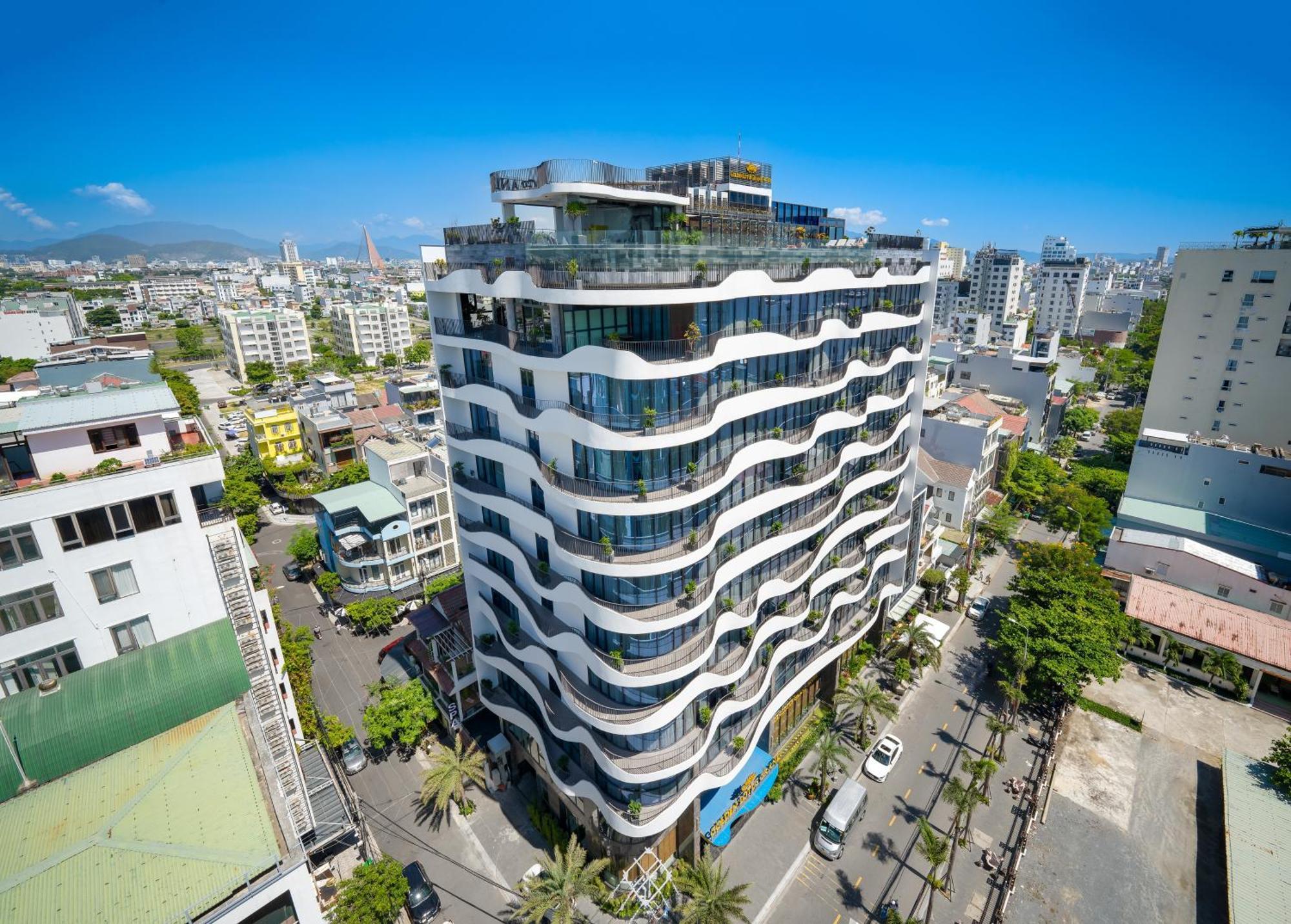 Hotel Golden Lotus Grand 4*