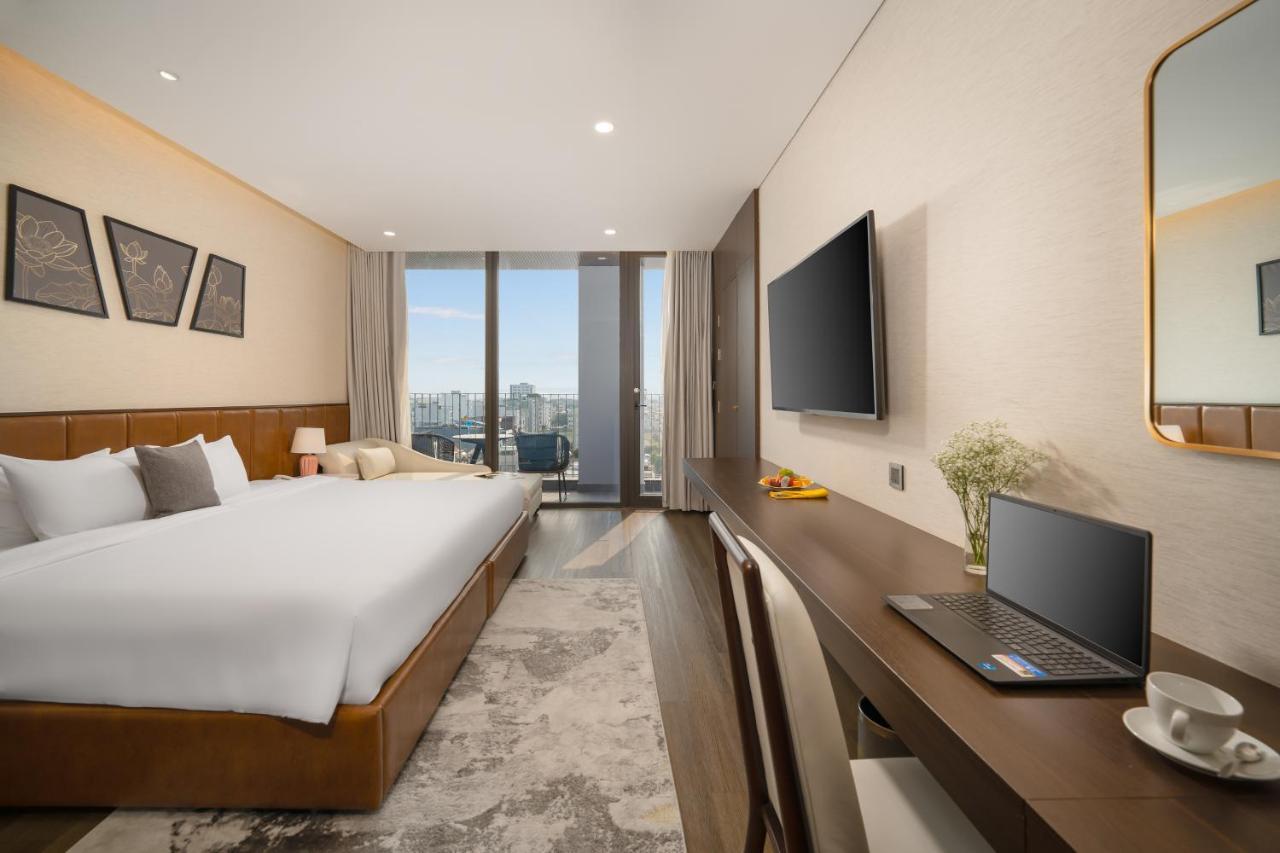 Hotel Golden Lotus Grand 4*
